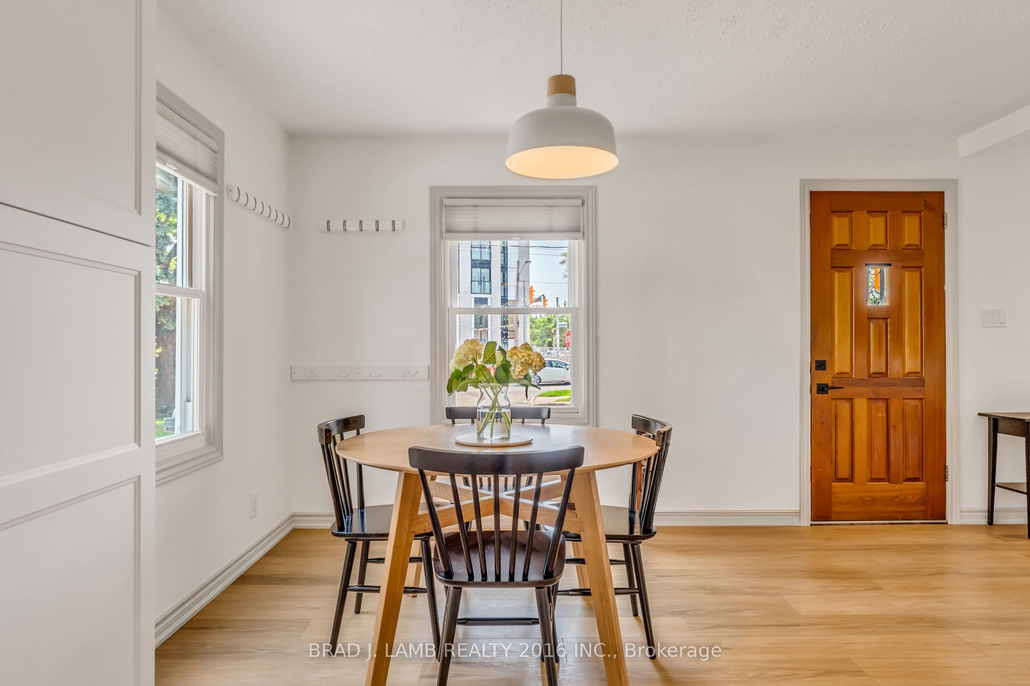 794 The Queensway N/A