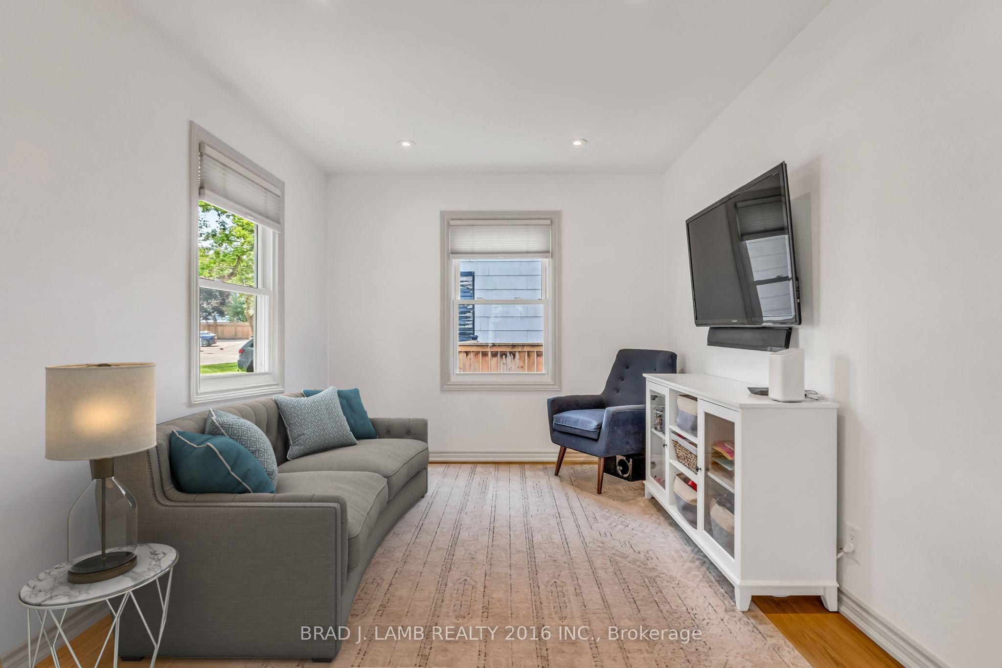 794 The Queensway N/A