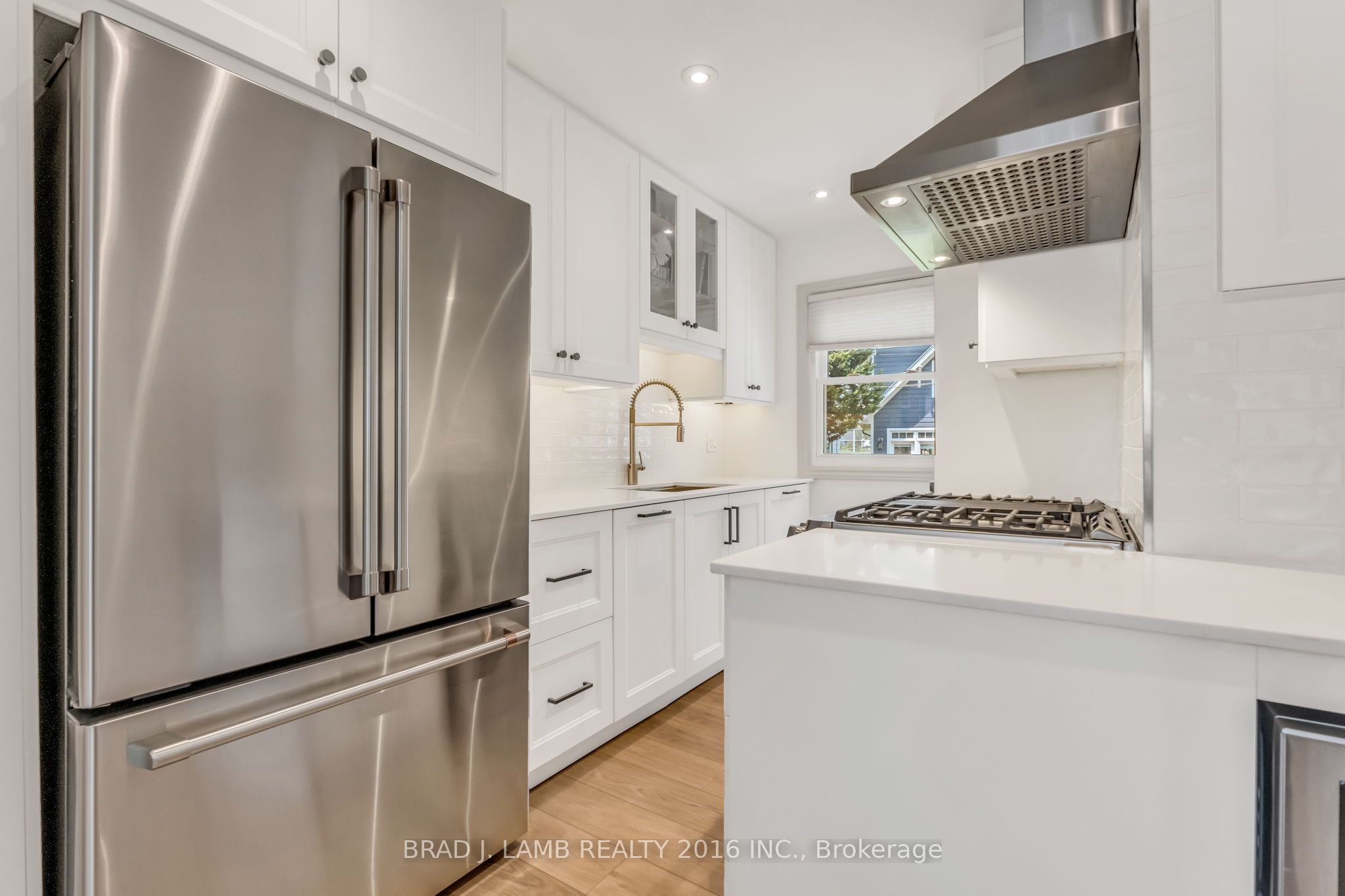 794 The Queensway N/A