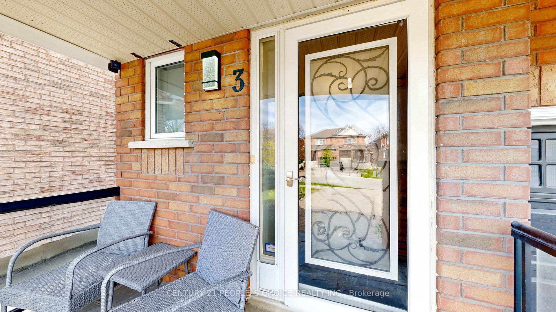3 Manorwood Court
