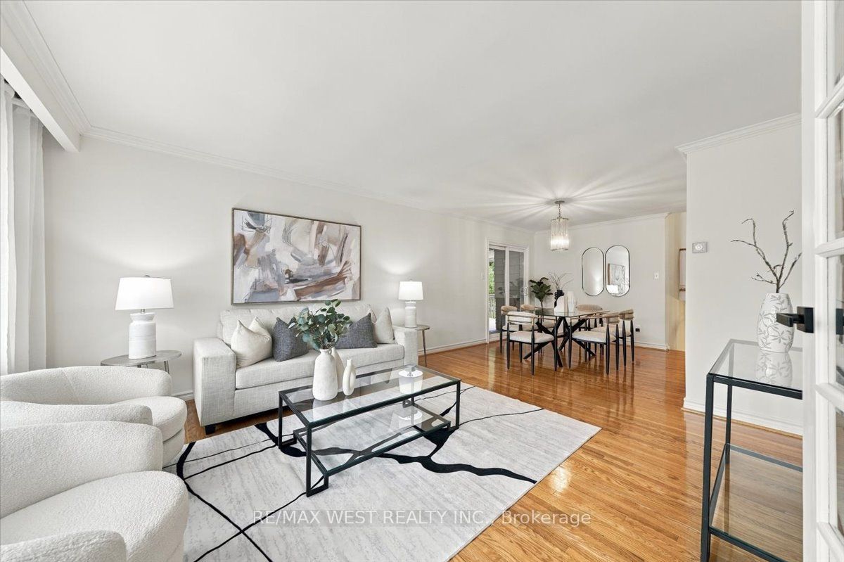 14 Burnhamill Place