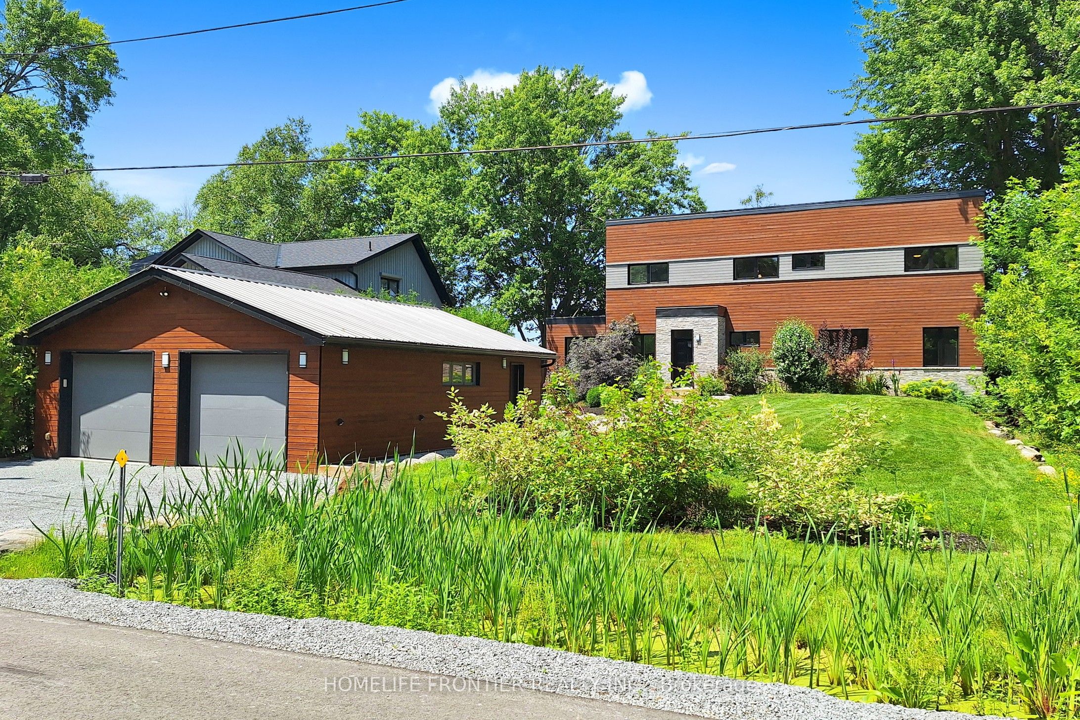 44 Irving Drive