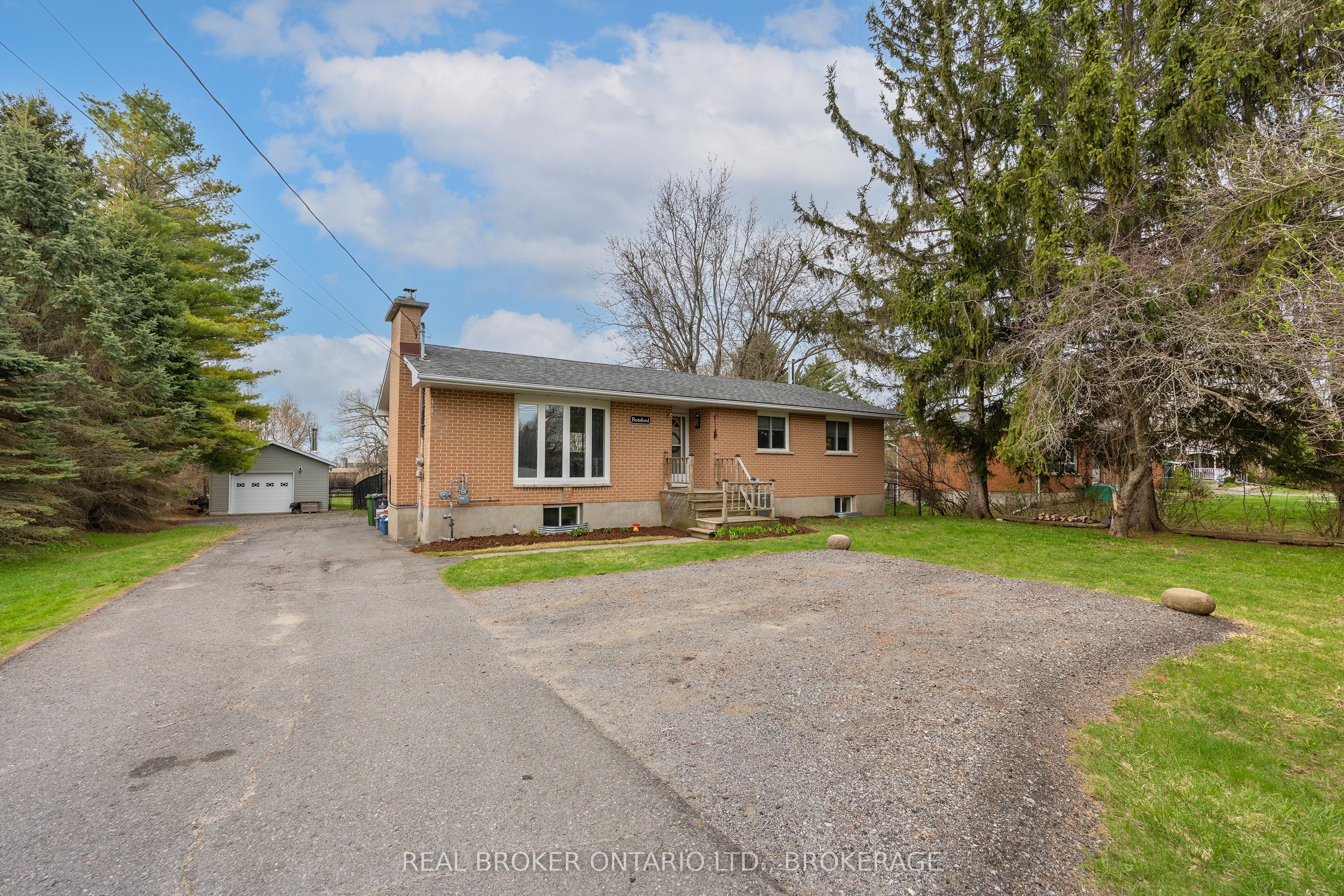 1239 Unity Road