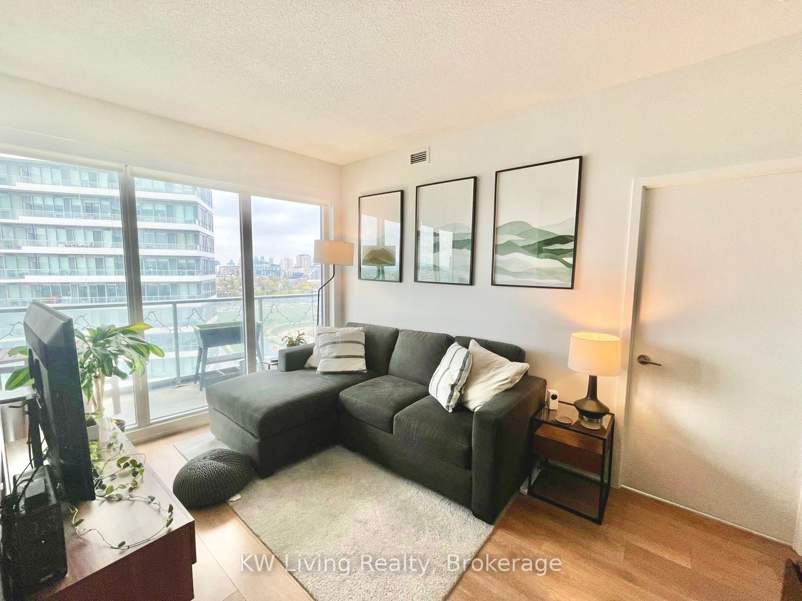 117 McMahon Drive 1906