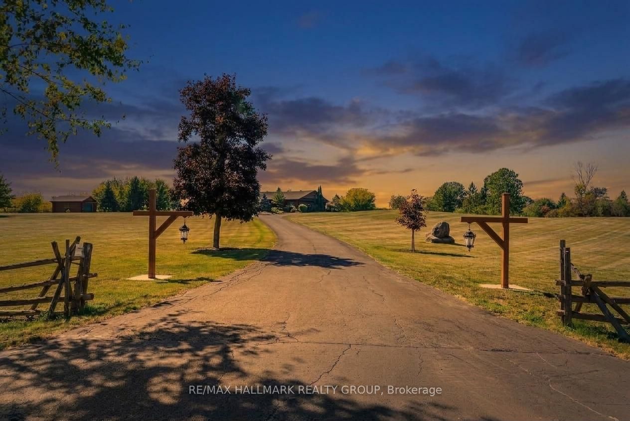 2185 Old Second Line Road