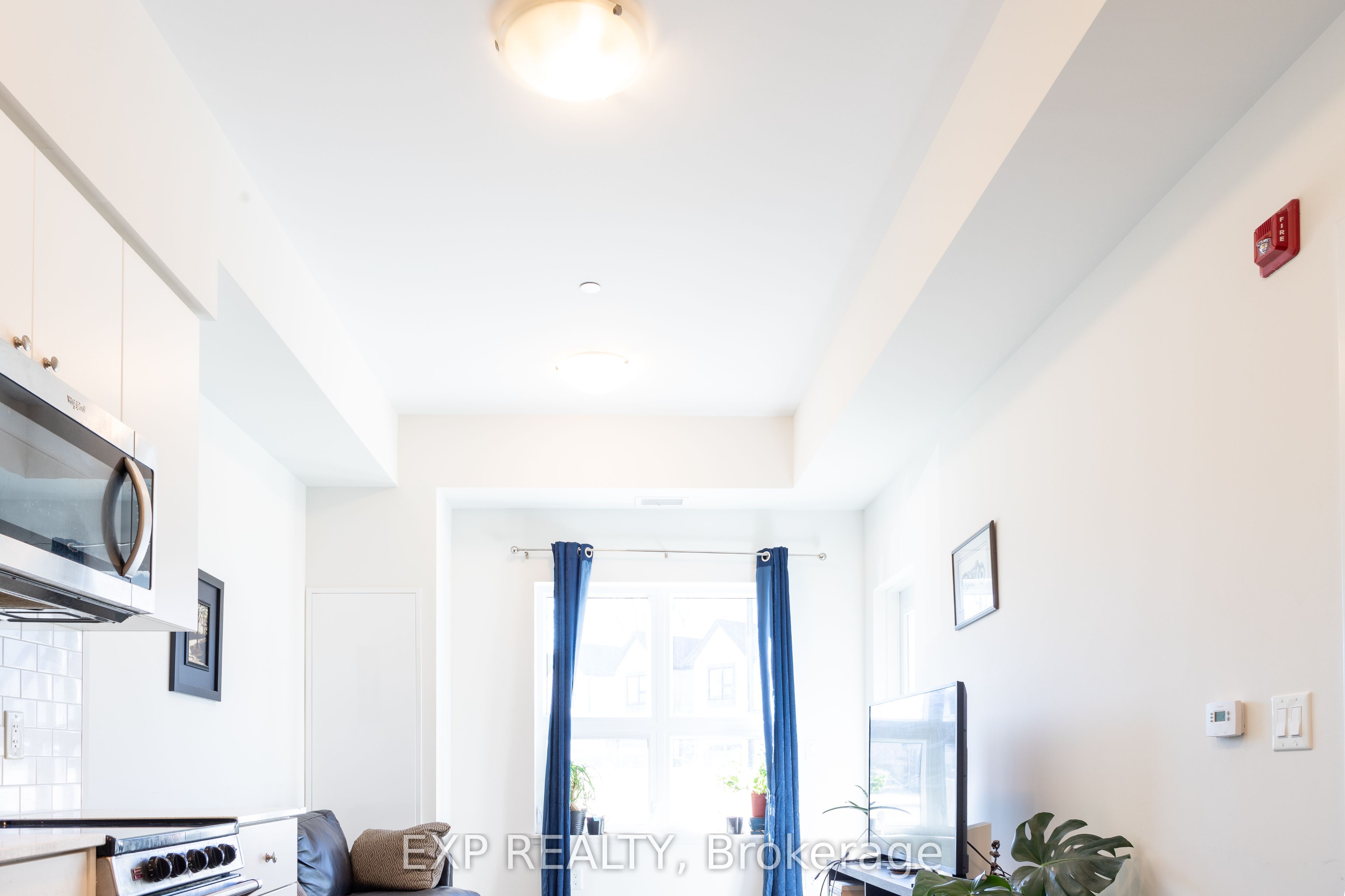 110 Fergus Avenue 101