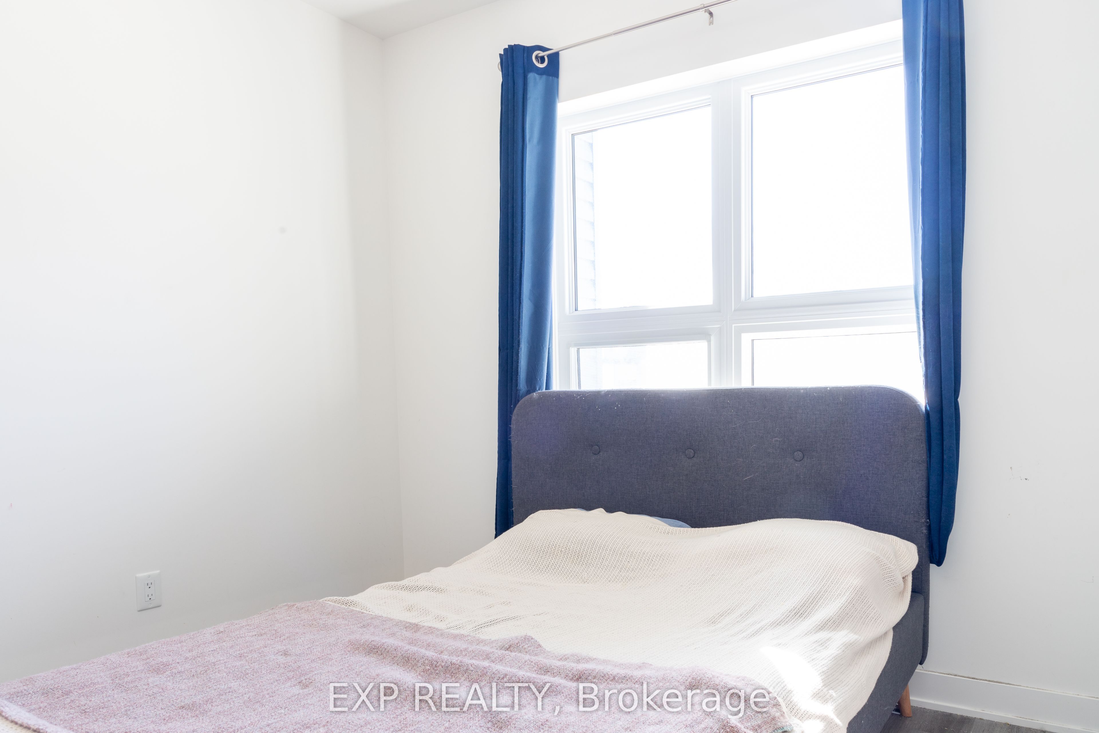 110 Fergus Avenue 101