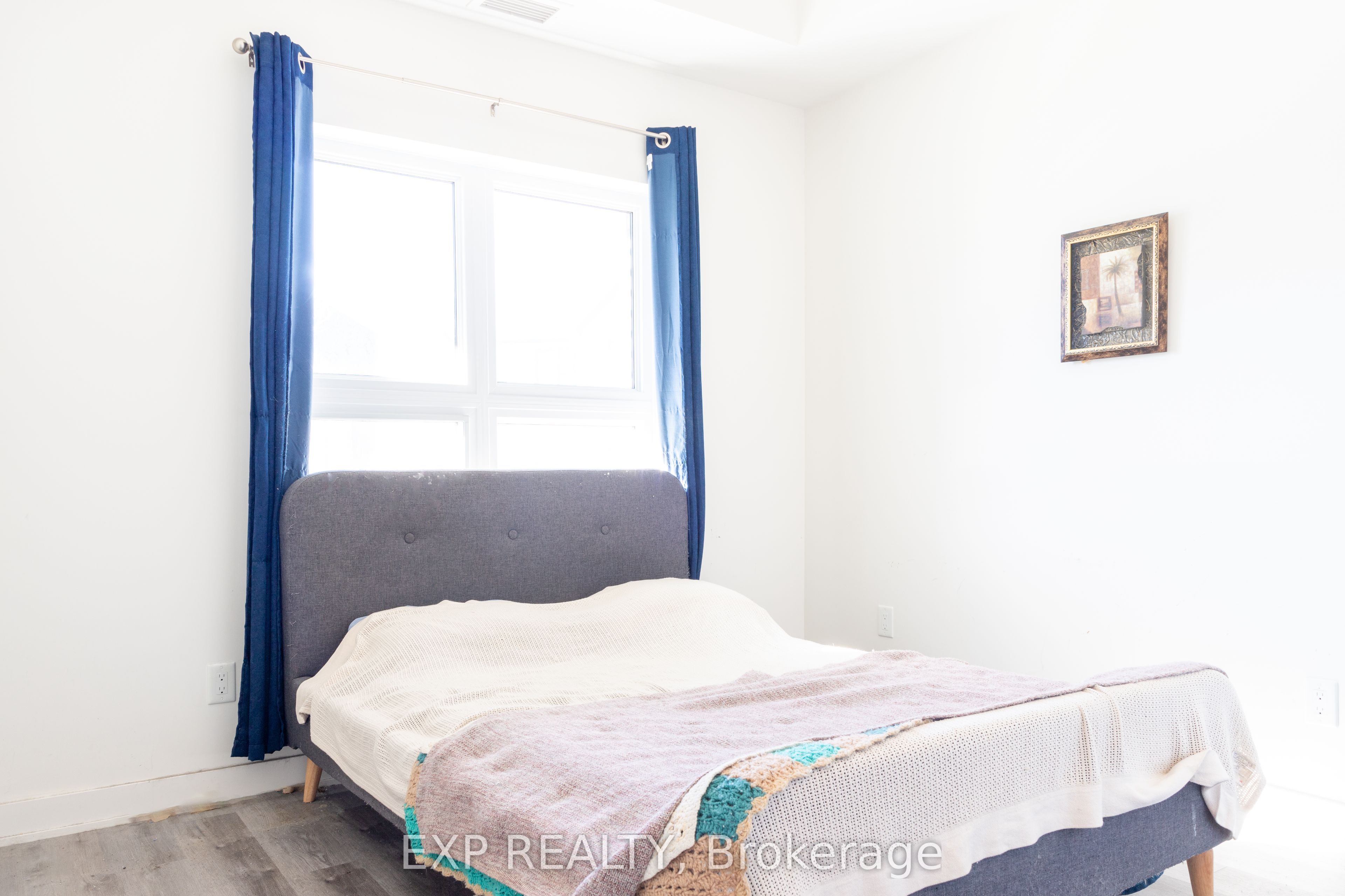 110 Fergus Avenue 101