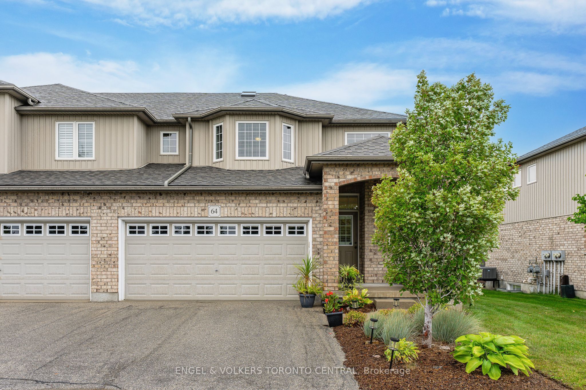 31 Townsend Drive 64