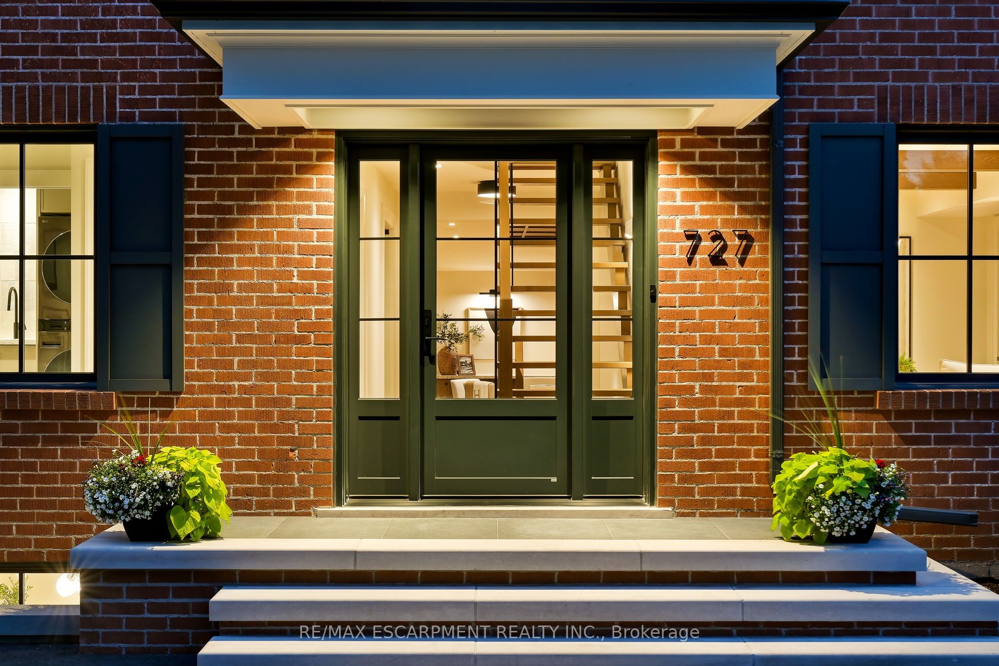 727 King Road