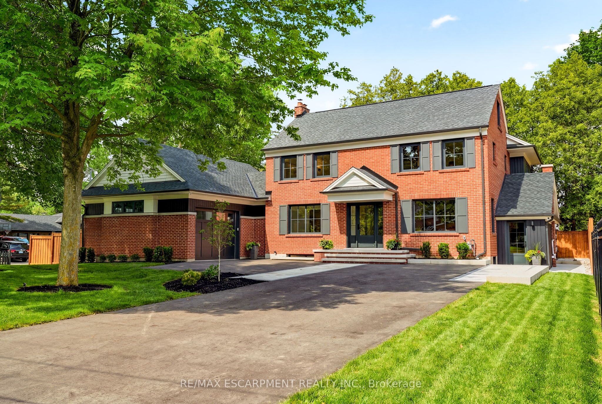 727 King Road