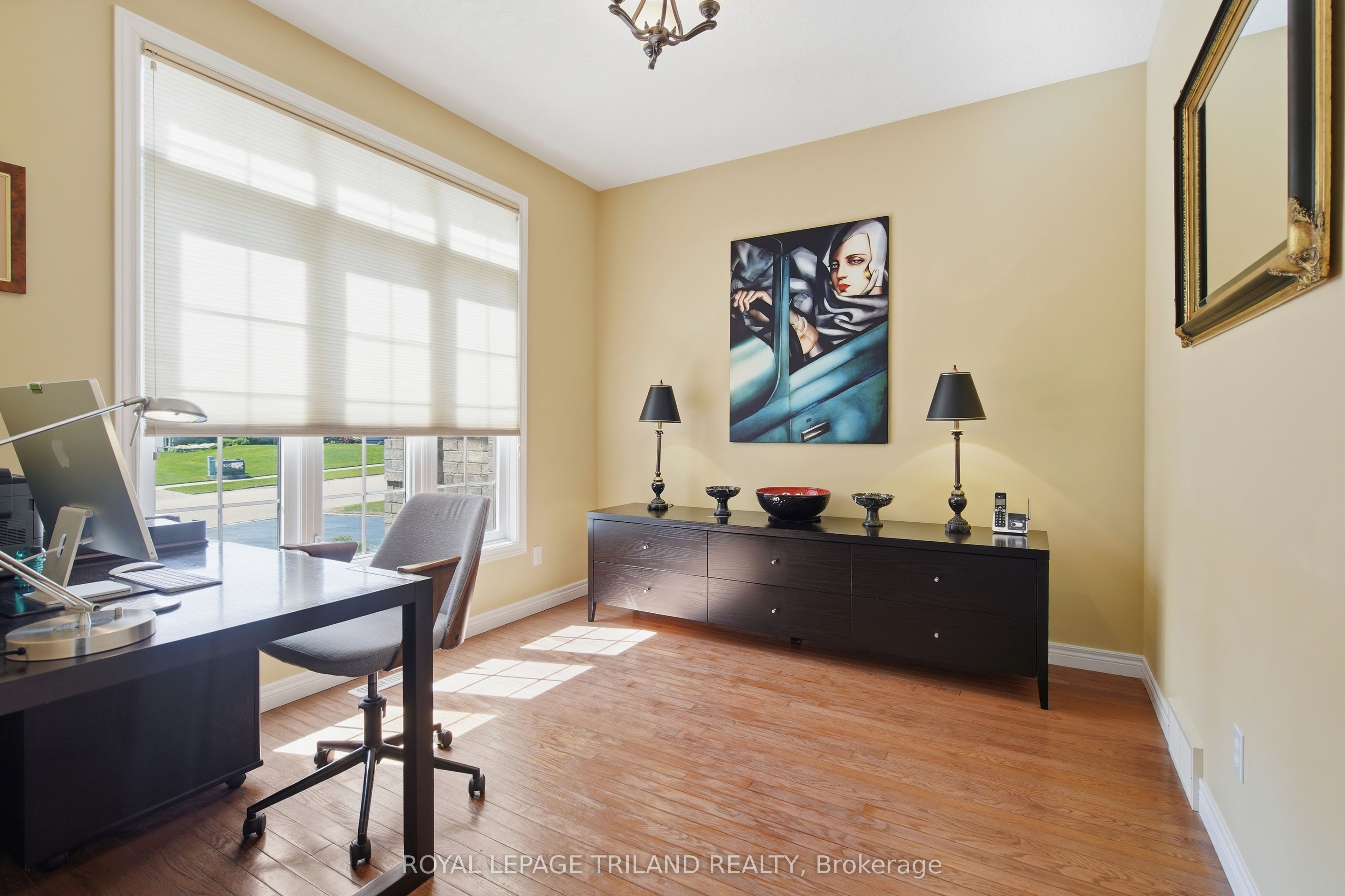 4 Baron Crescent