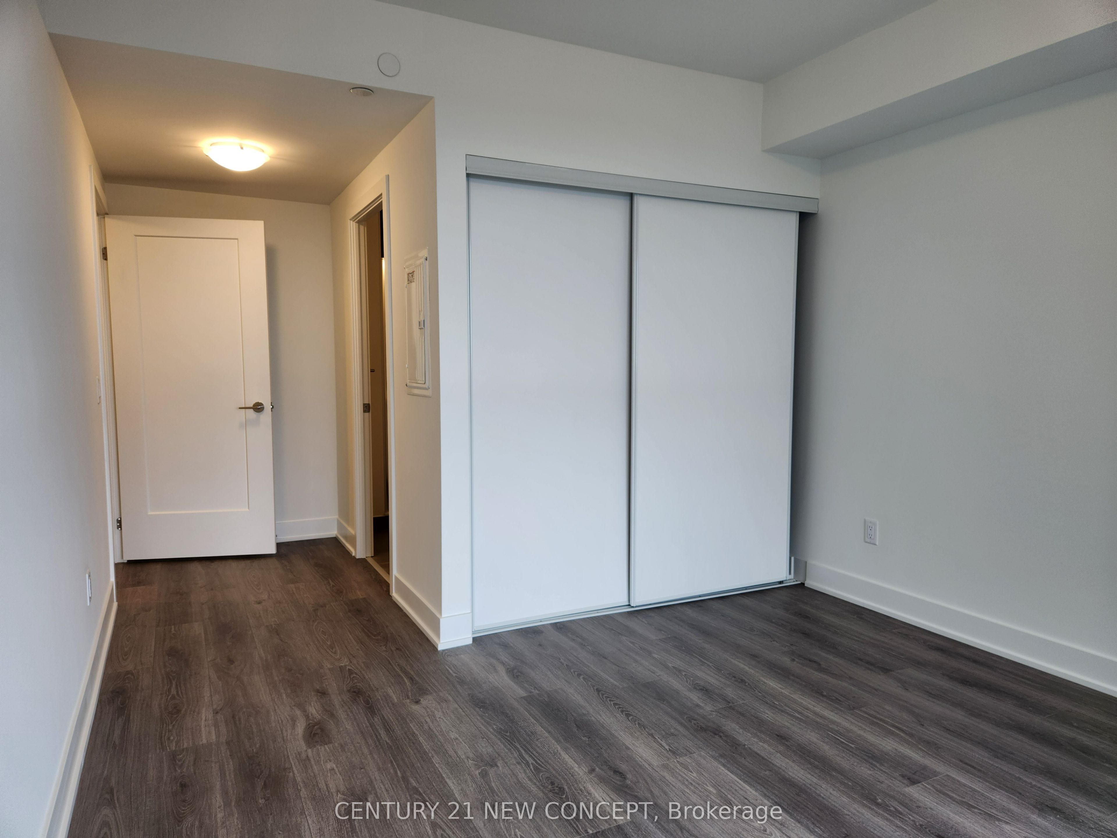 2545 Simcoe St. Street N 1824