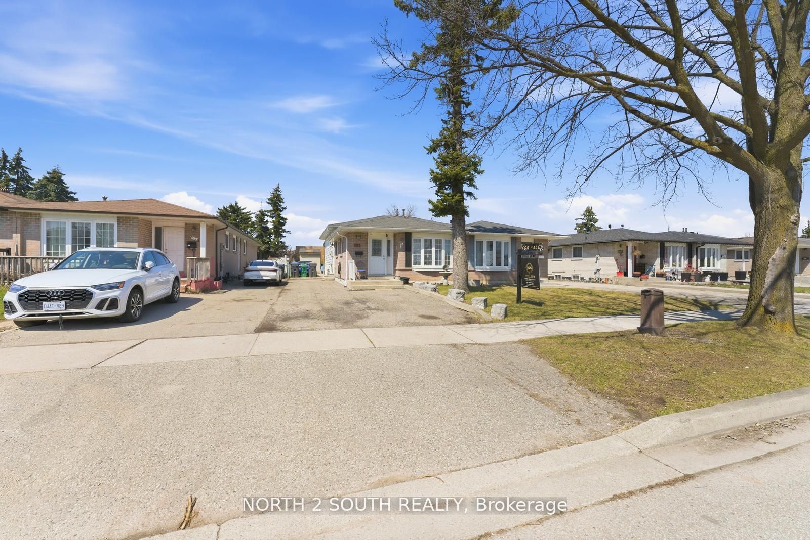 7739 Priory Crescent