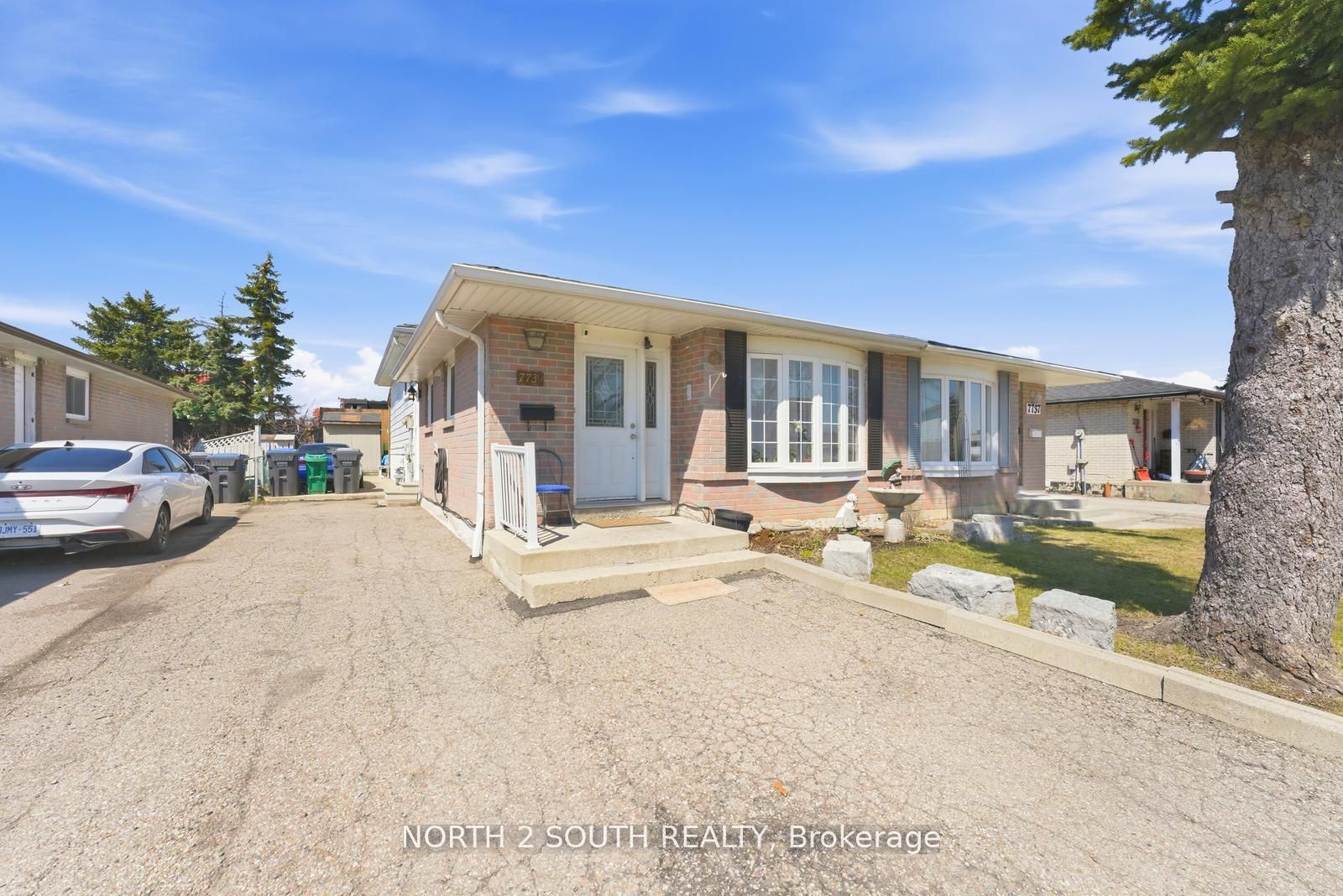 7739 Priory Crescent