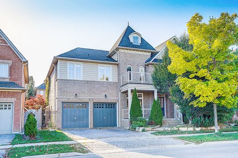 92 Montgomery Avenue Whitby ON L1M 2N7