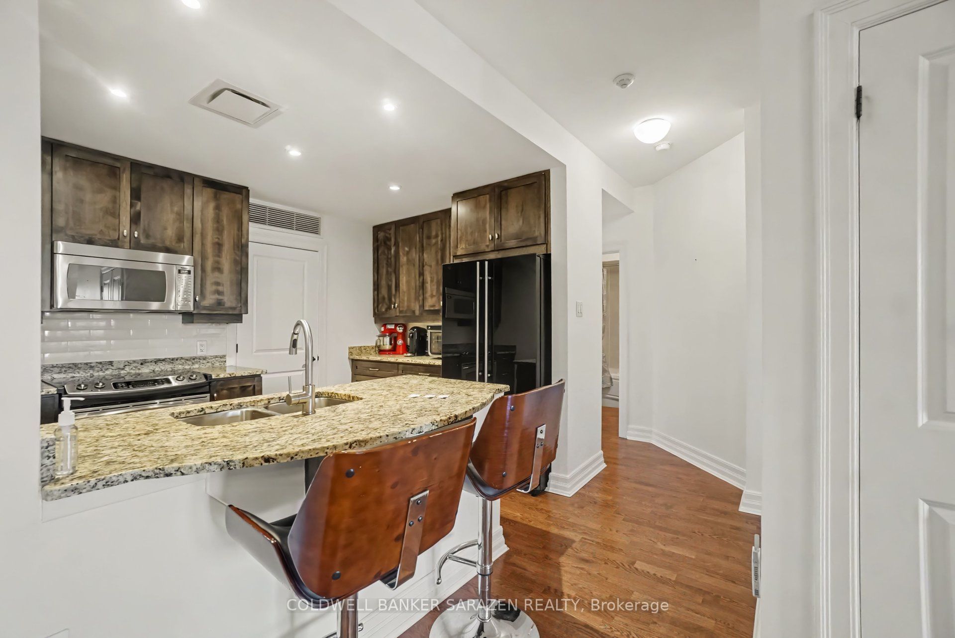 320 Mcleod Street 701