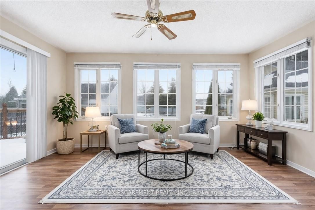 360 Silverbirch Boulevard