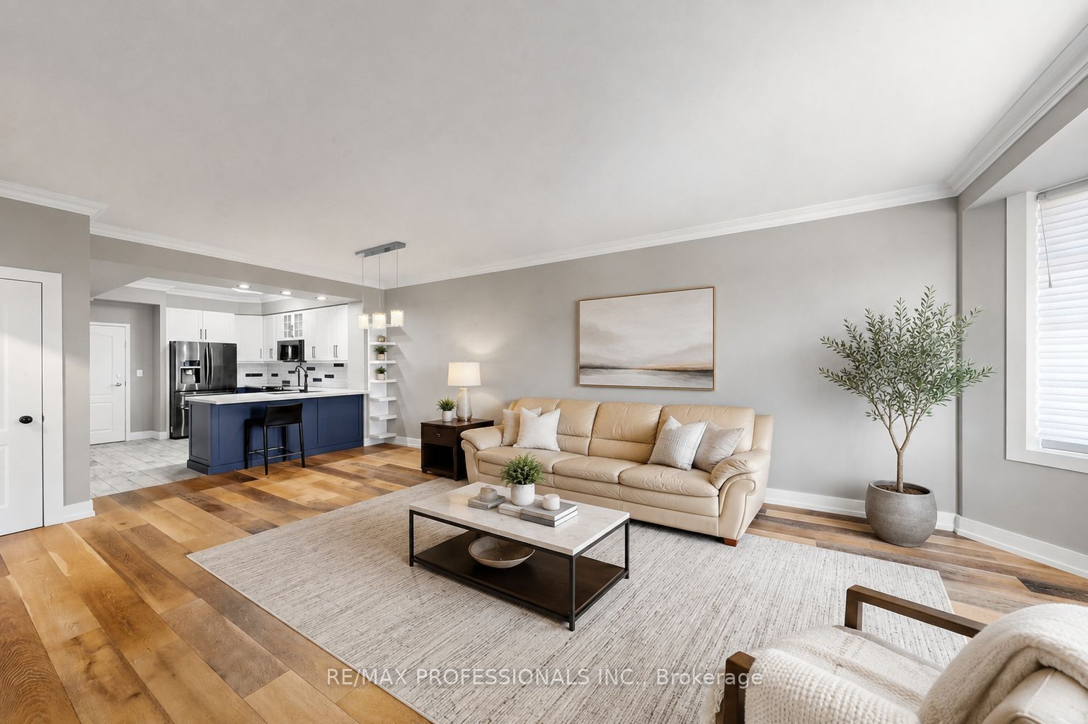 3531 Lake Shore Boulevard W 206