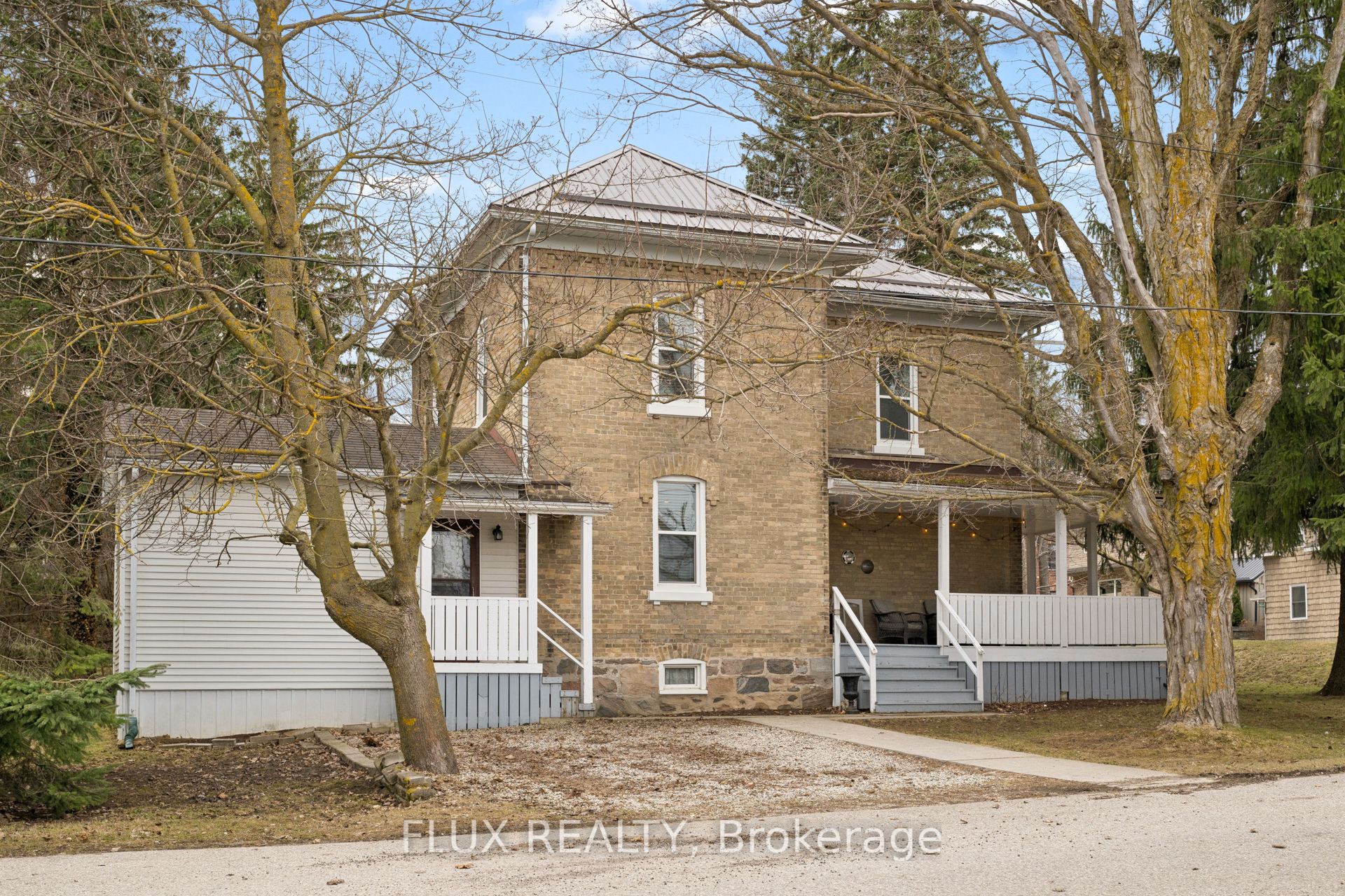 3659 Nafziger Road