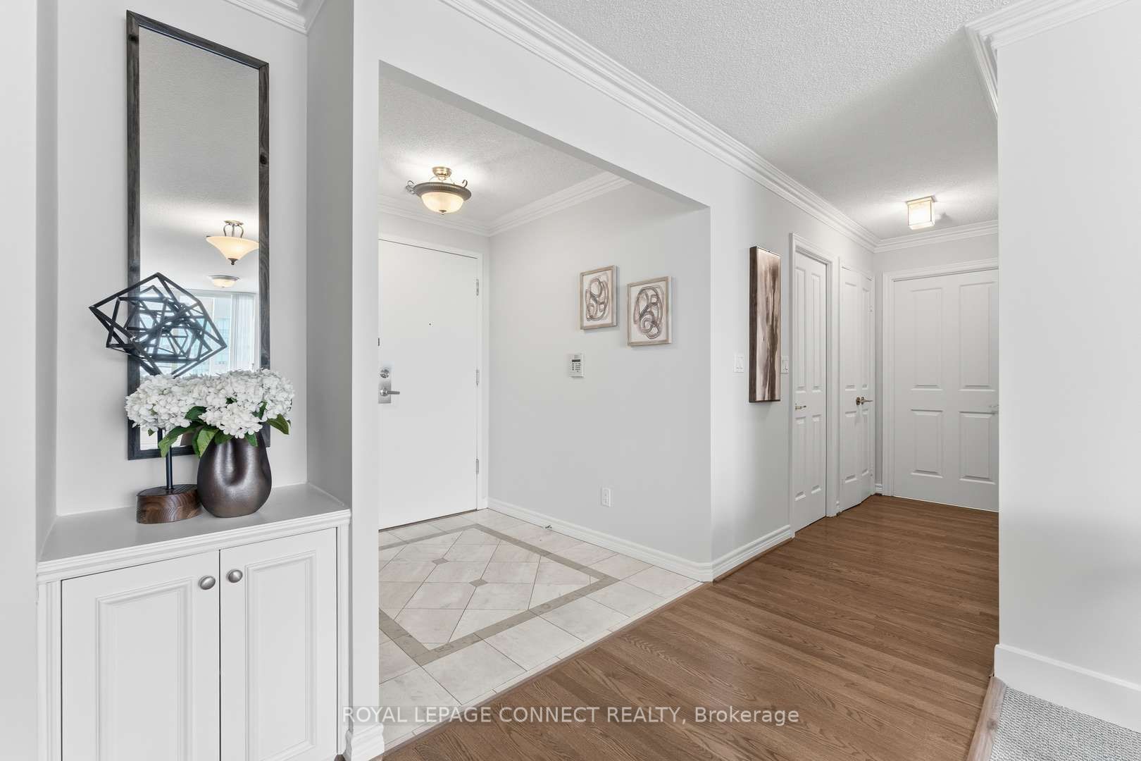 68 Corporate Drive 2927