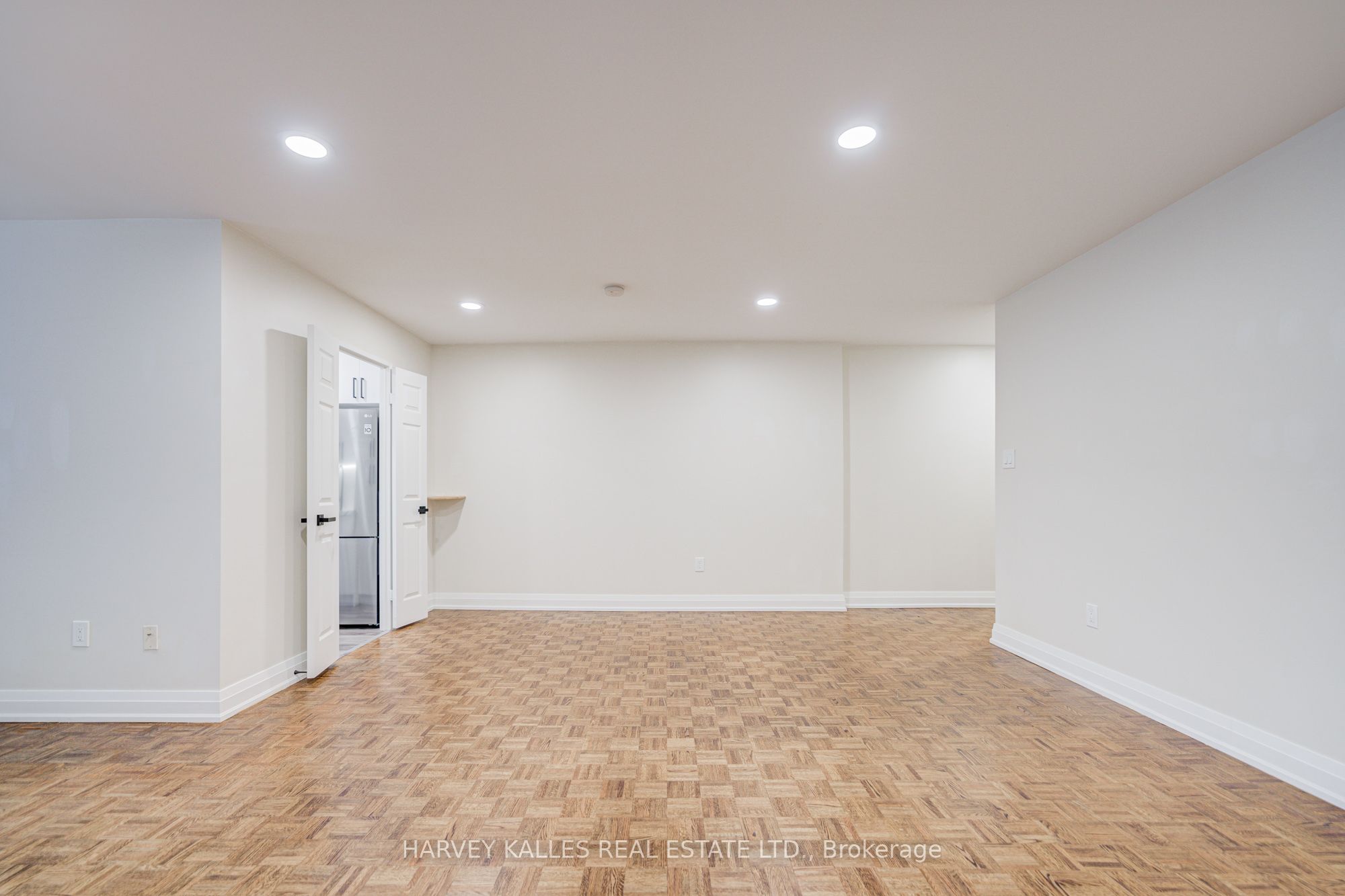 3000 Bathurst Street 109