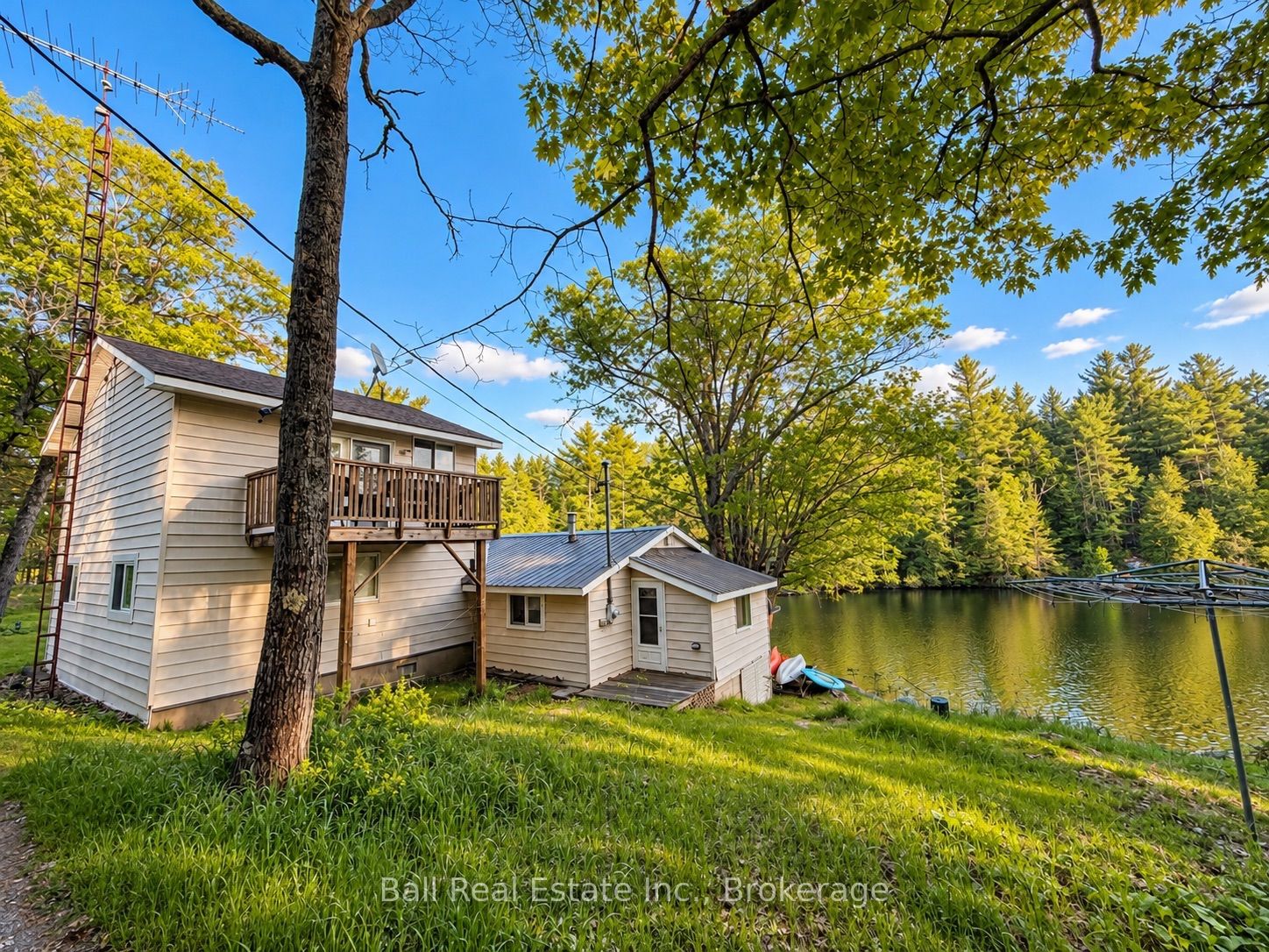 1089 Cedar Crest Lane