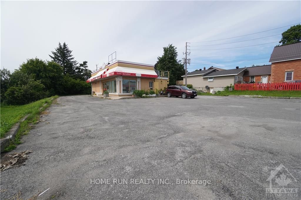 45 MUNRO Street