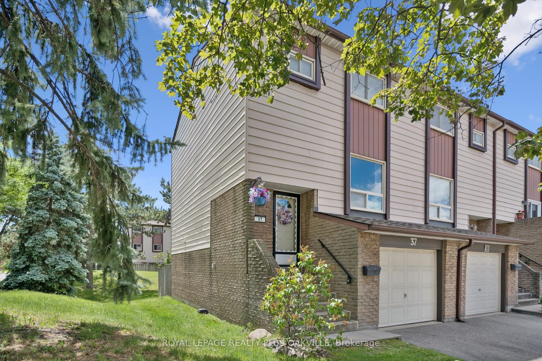1221 Dundix Road 37