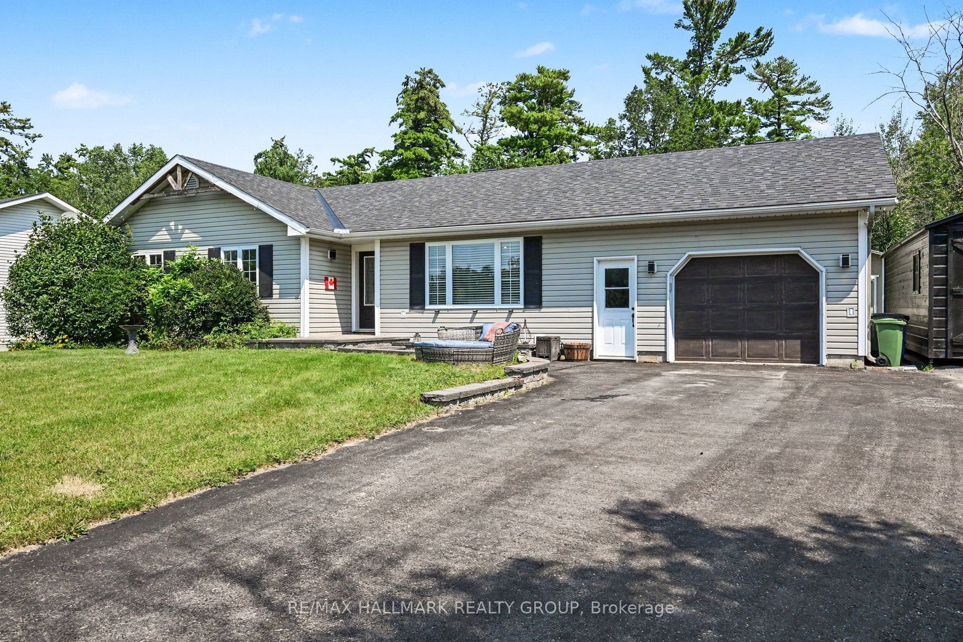108 Snye Court