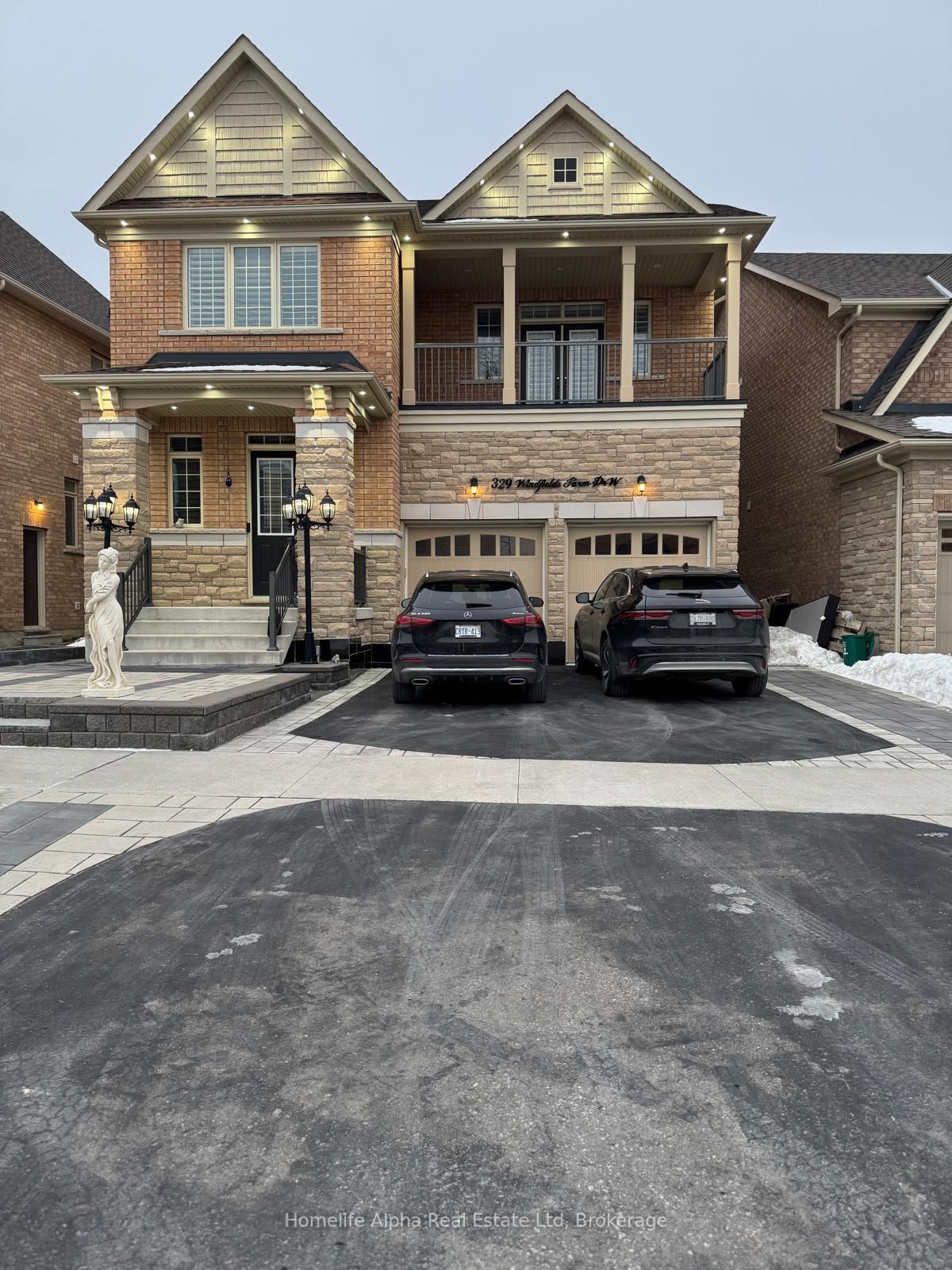 329 Windfields Farm Drive W