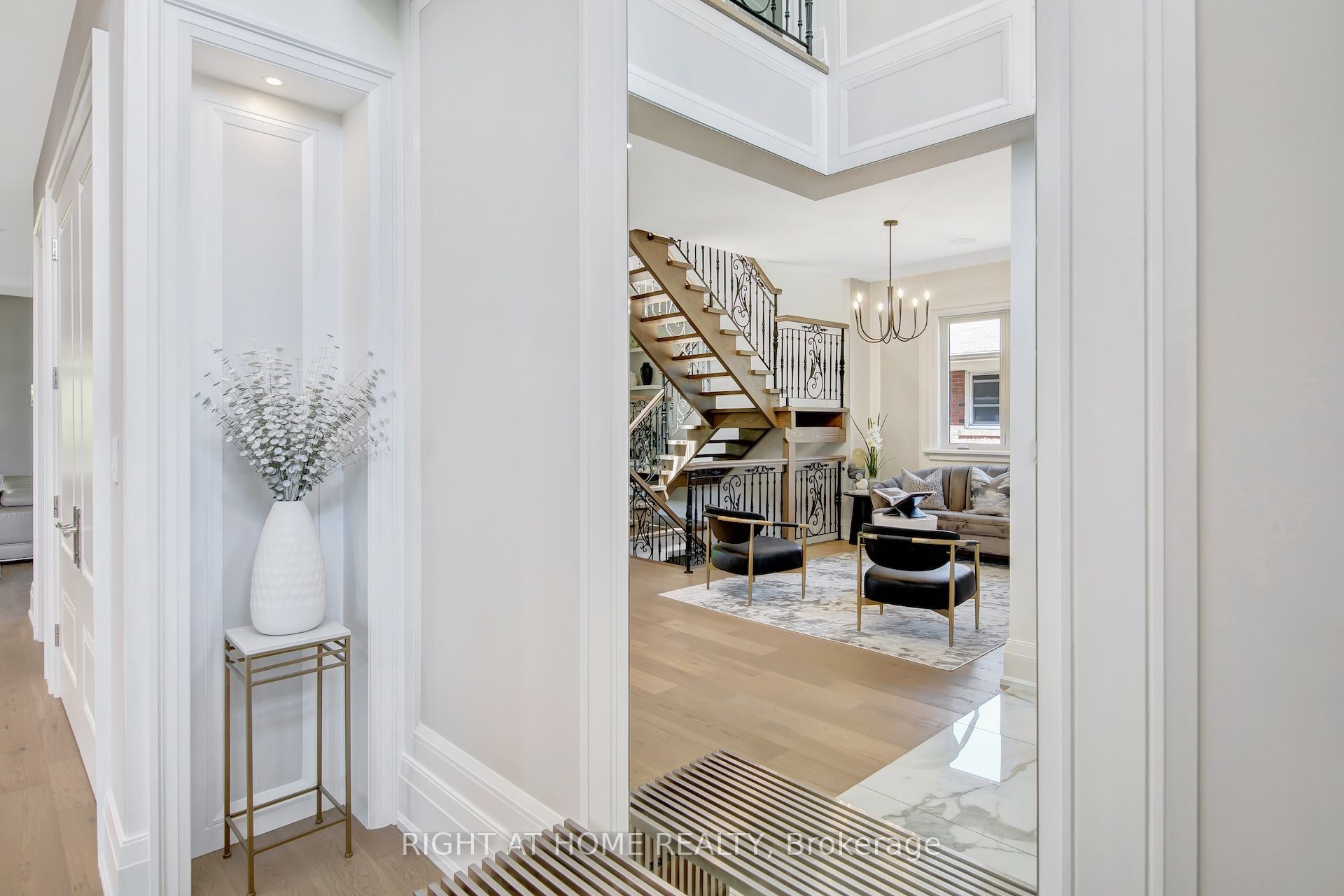 484 Avonwood Drive