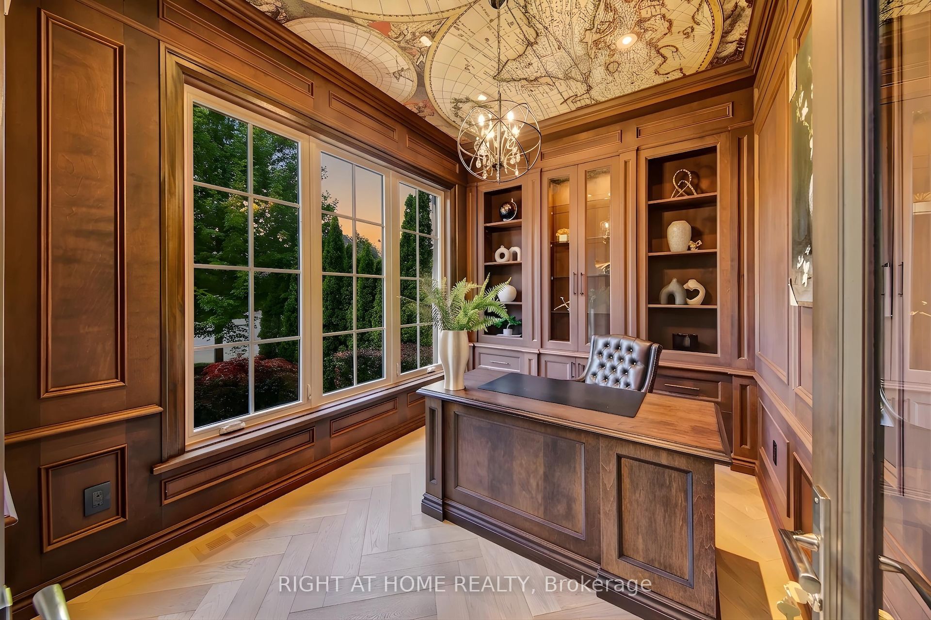 484 Avonwood Drive