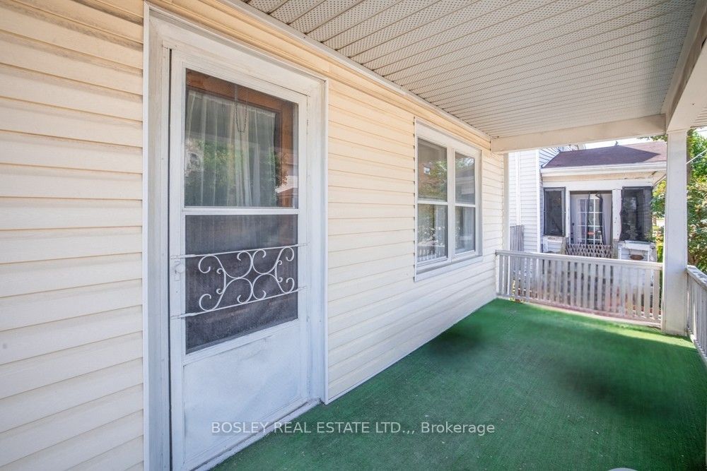 28 Tasker Street