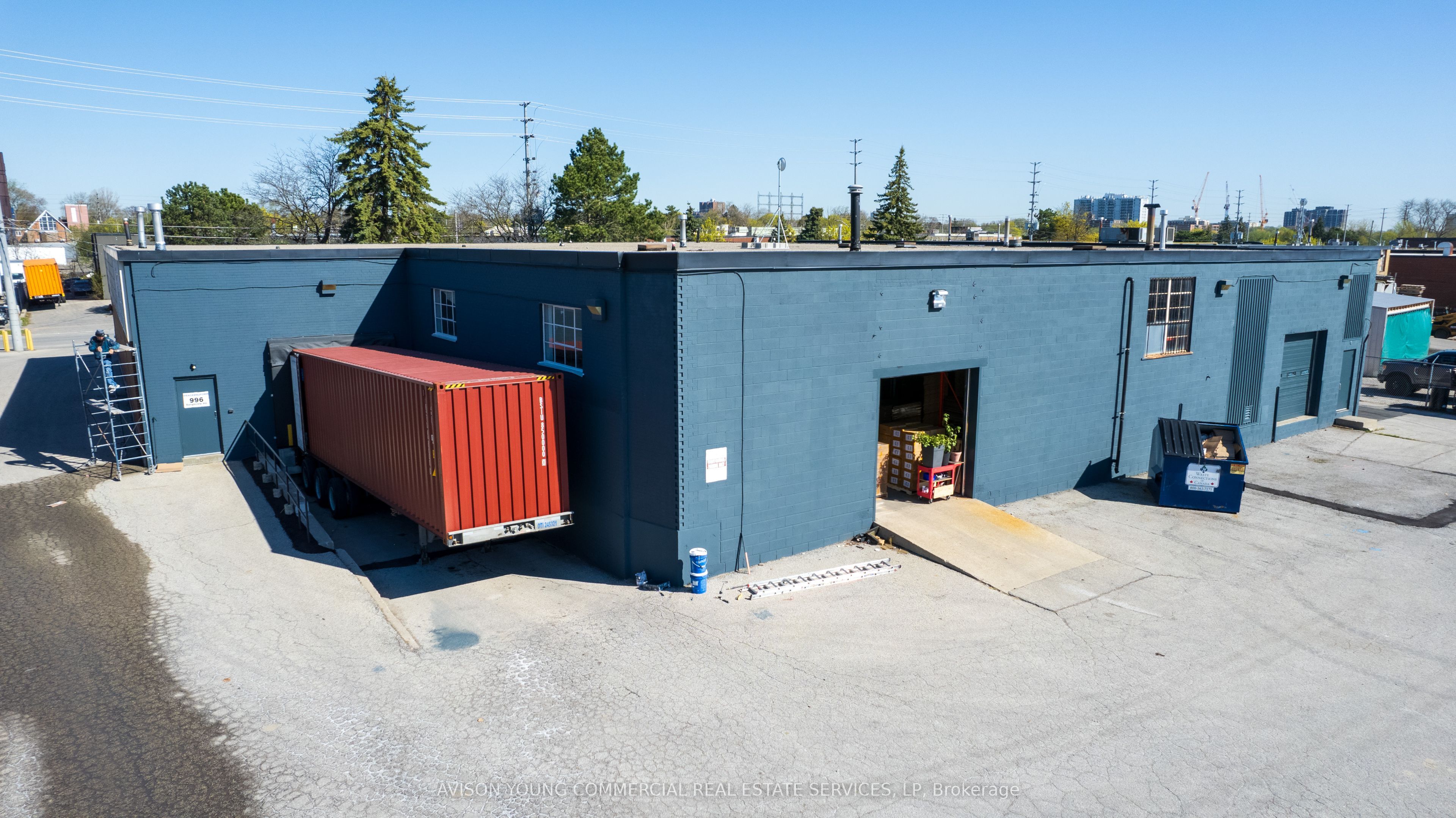 996 Rangeview Road