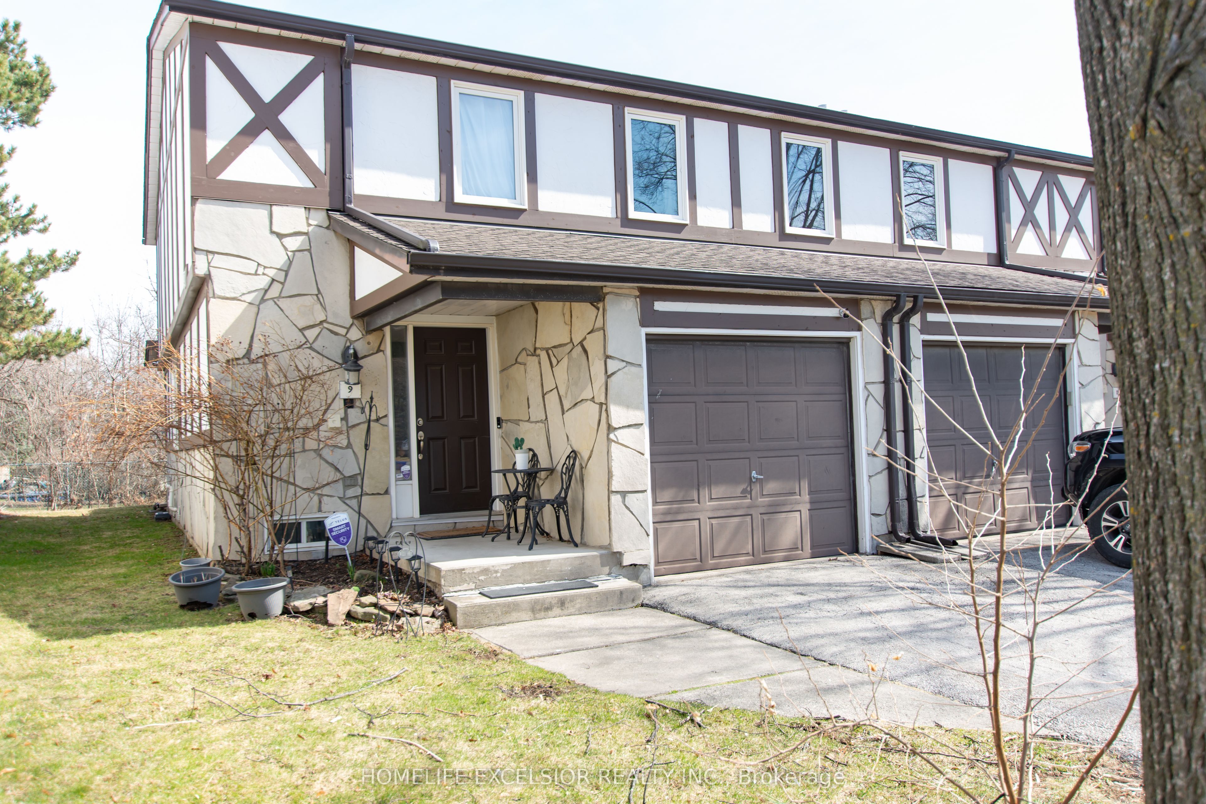 2200 Glenwood School Drive 9