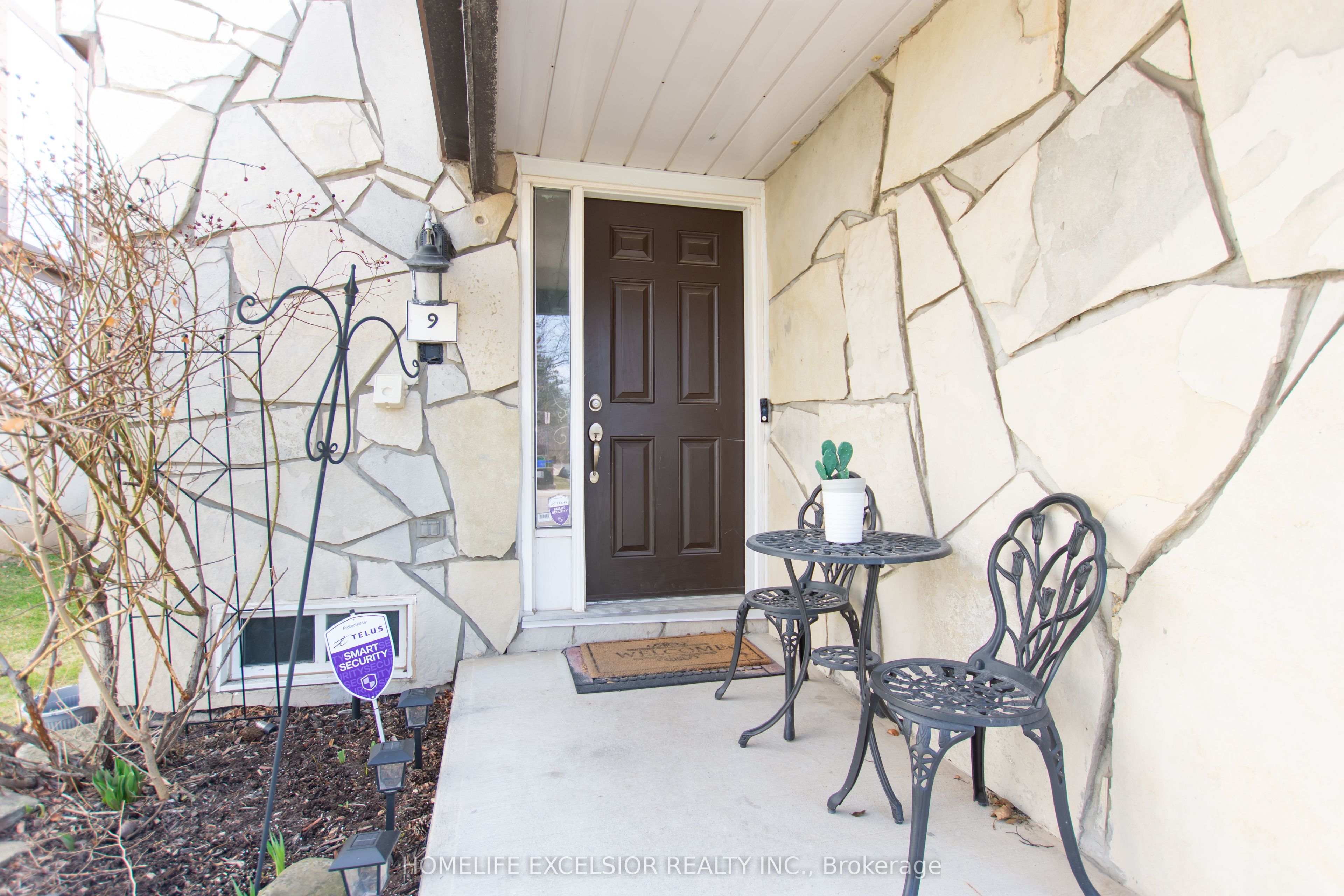 2200 Glenwood School Drive 9