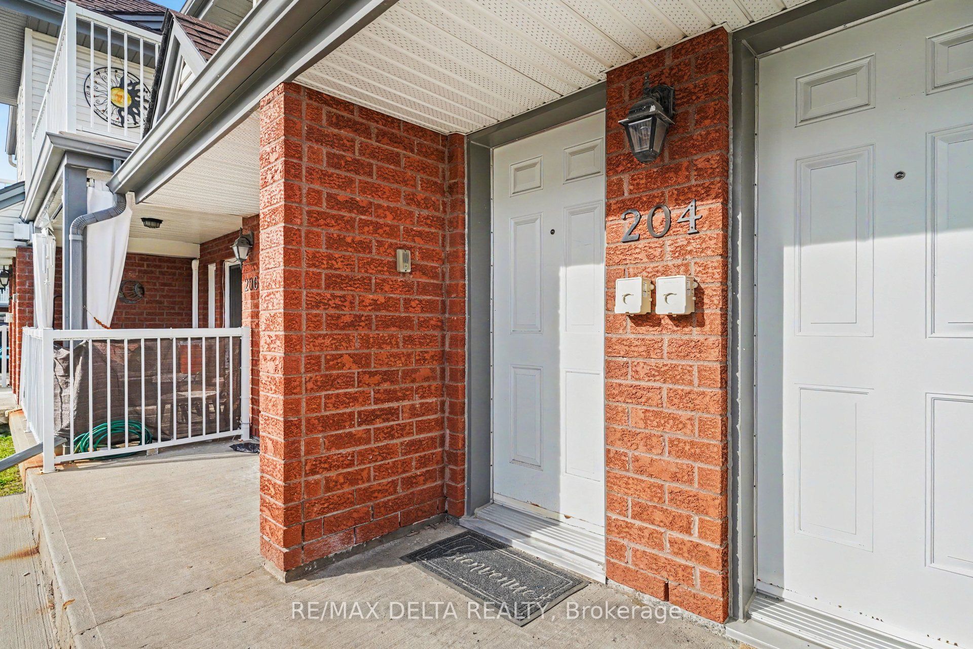 88 Lafleche Boulevard 204