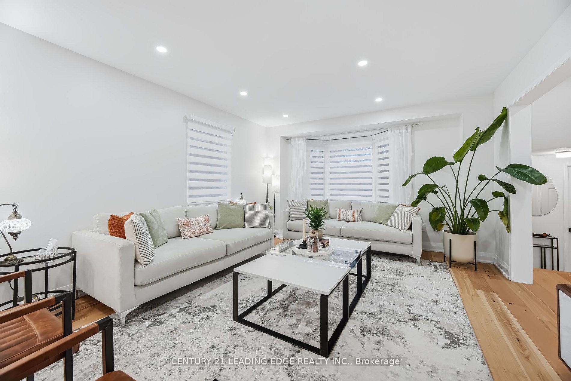 923 Redbird Crescent