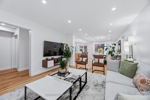 923 Redbird Crescent Pickering ON L1V 5K8