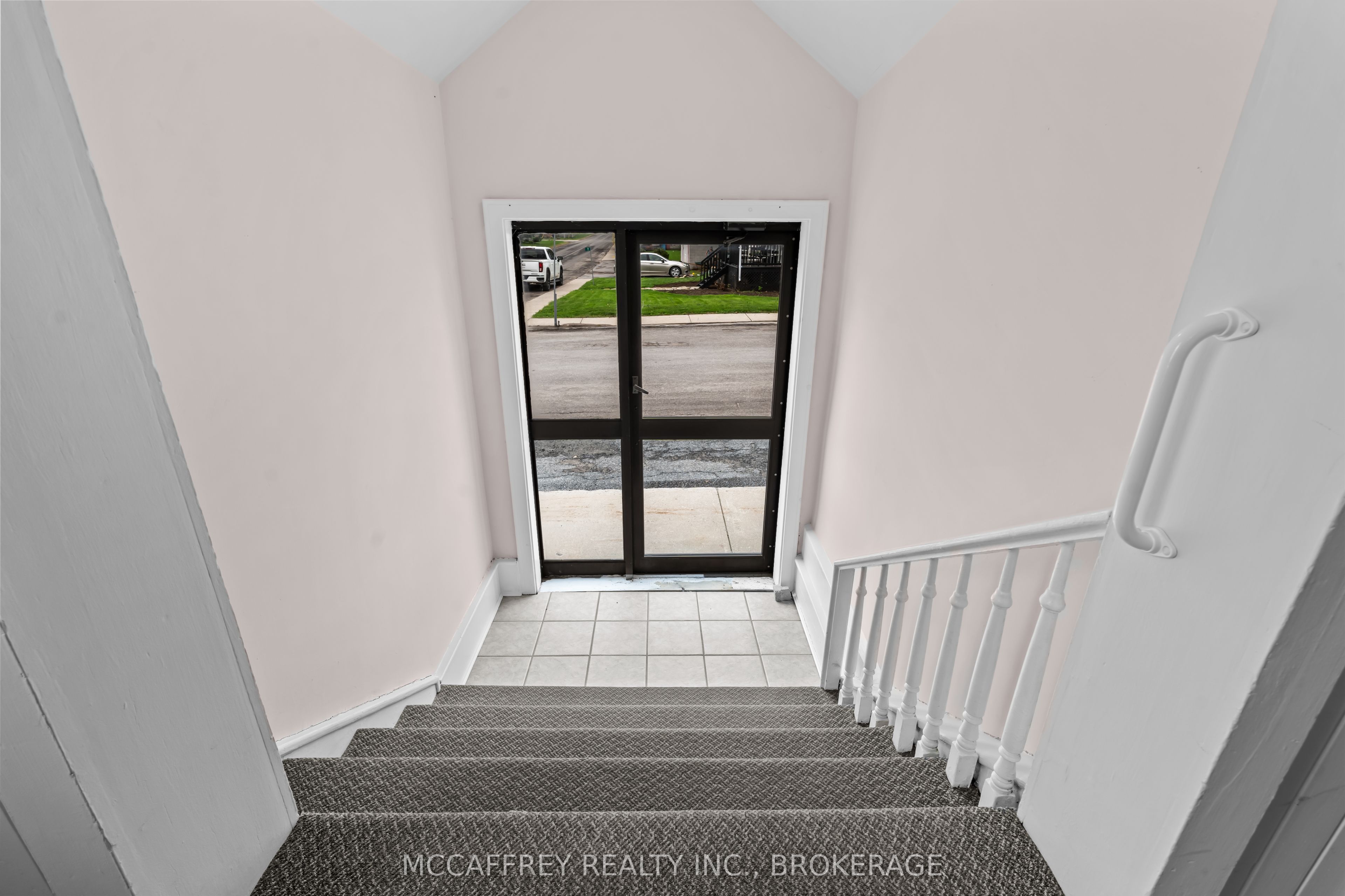 4 Neely Street