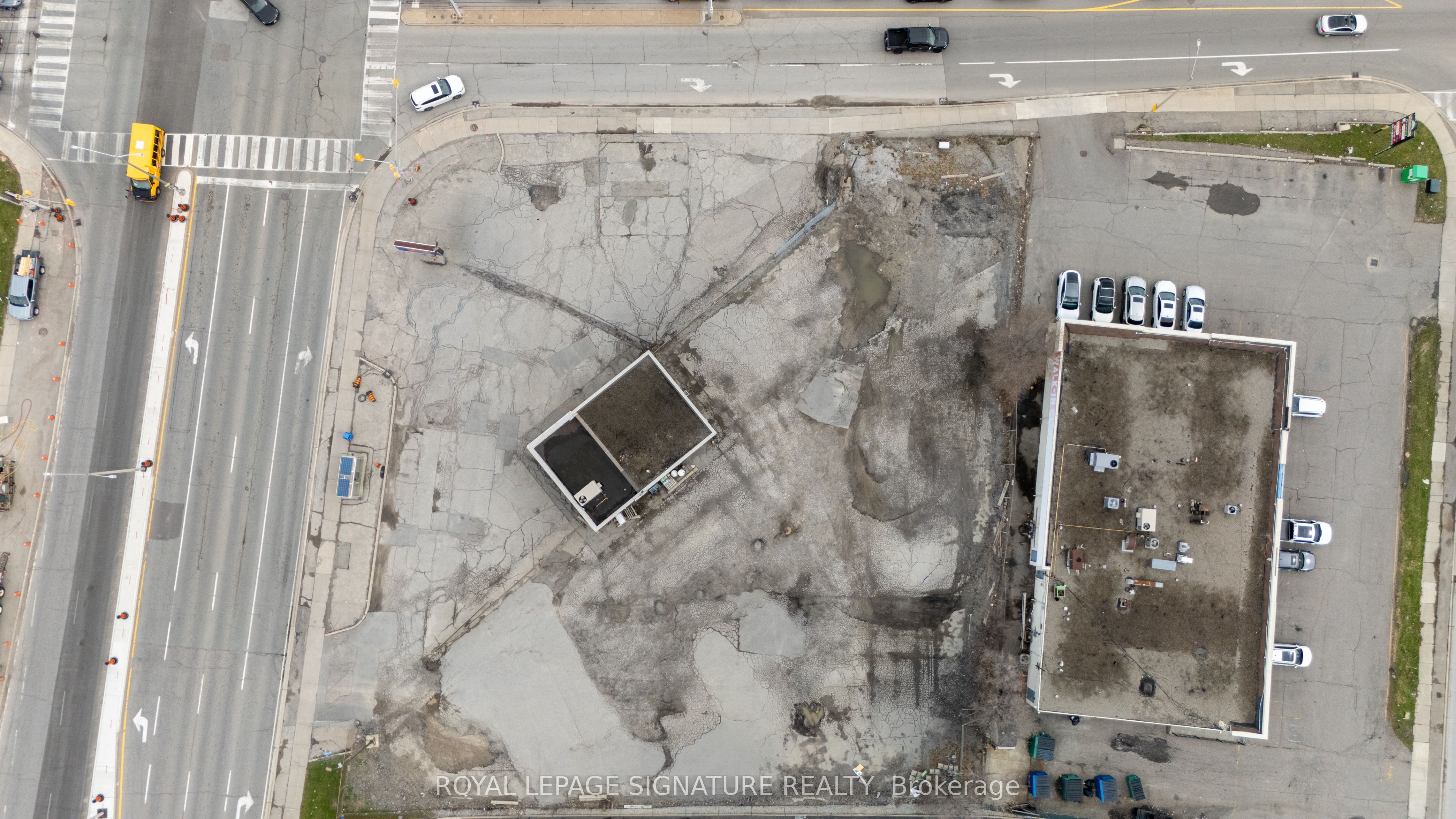 73 Kennedy Road S