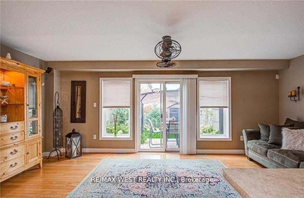 4475 Comfort Crescent