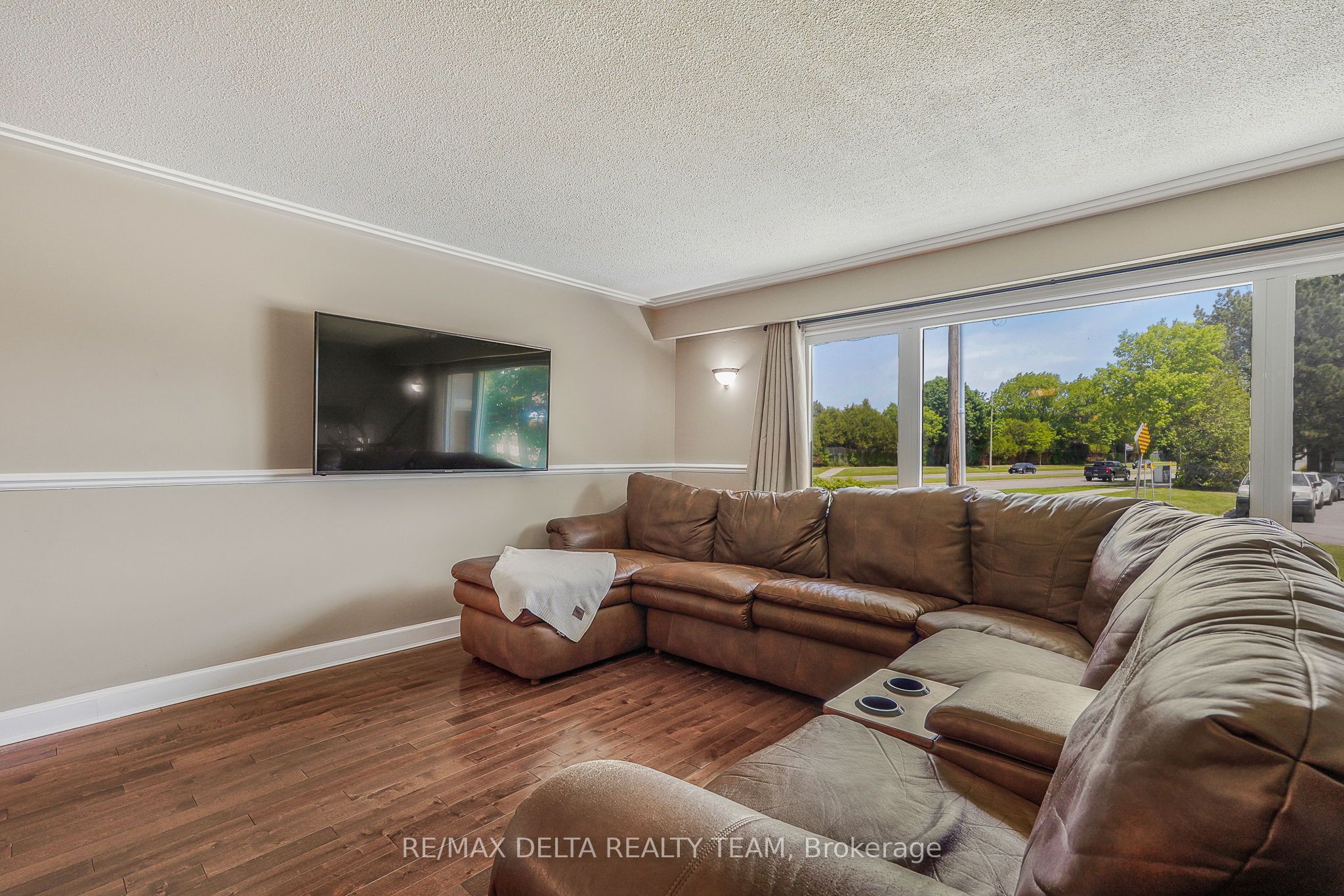 1596 Boyer Road