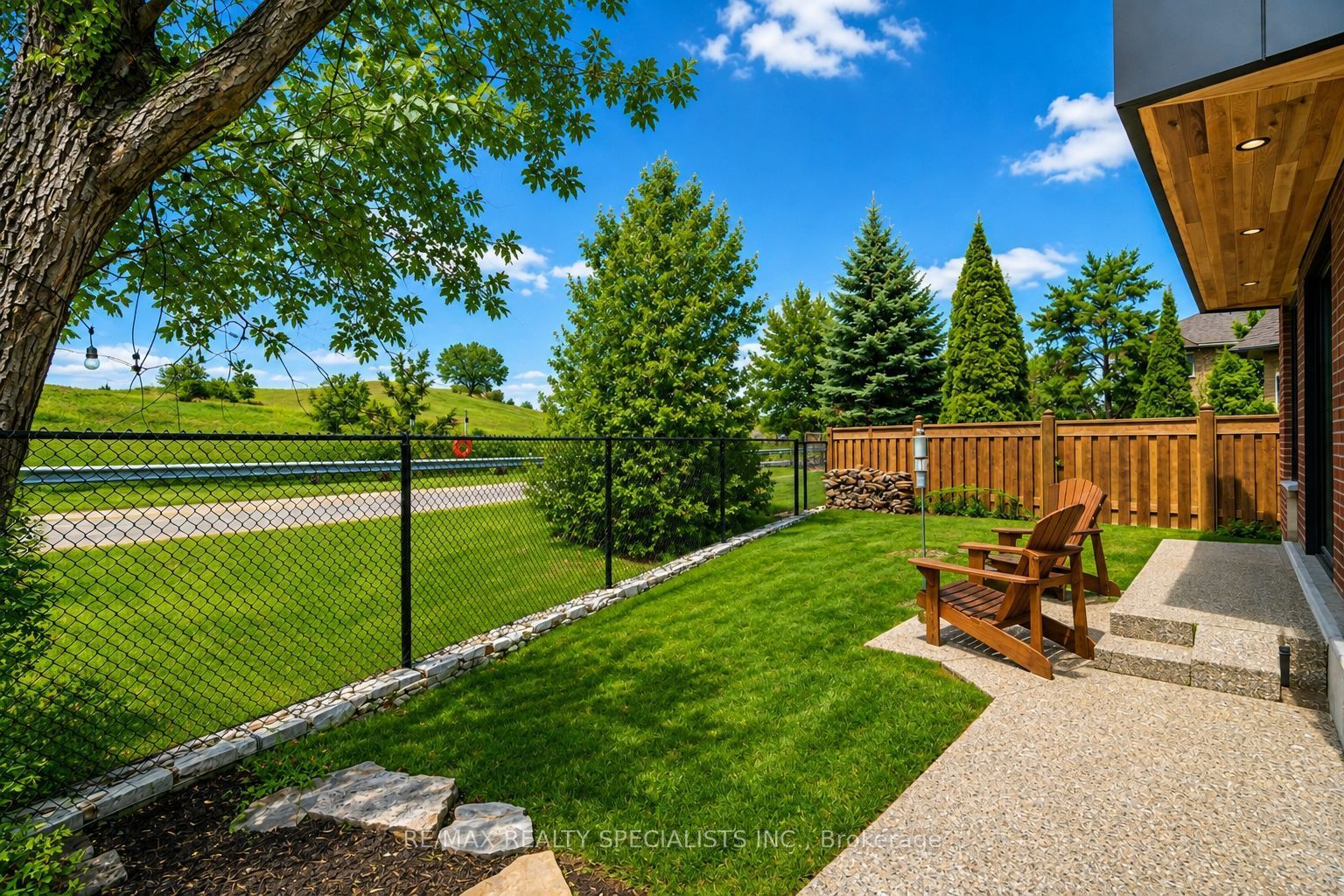 1169 Barnswallow Court