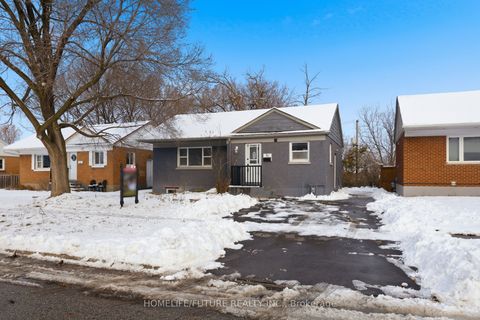 81 Admiral Road Ajax ON L1S 2N8