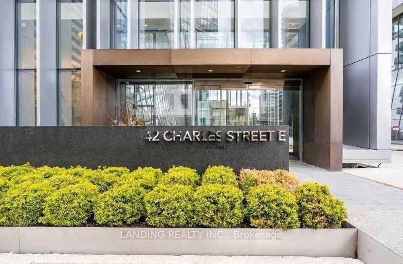42 Charles Street E LPH4806