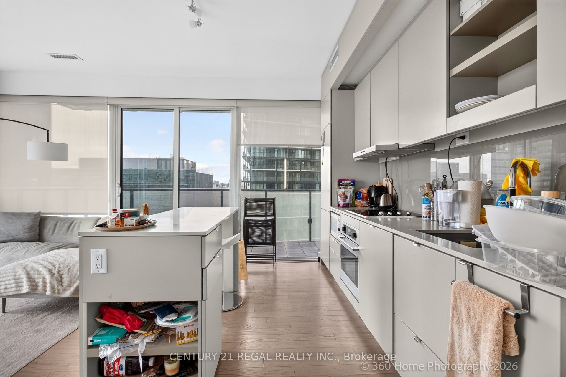 101 Peter Street 2011