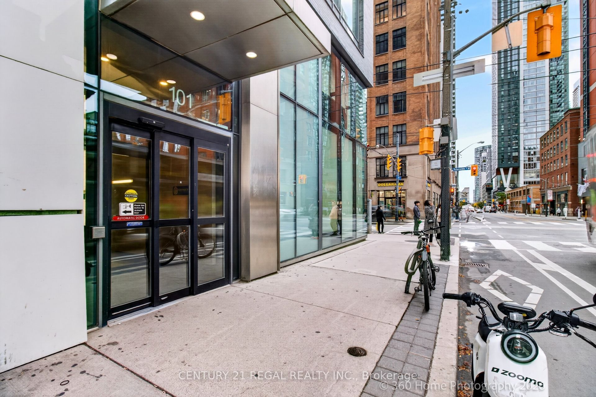 101 Peter Street 2011
