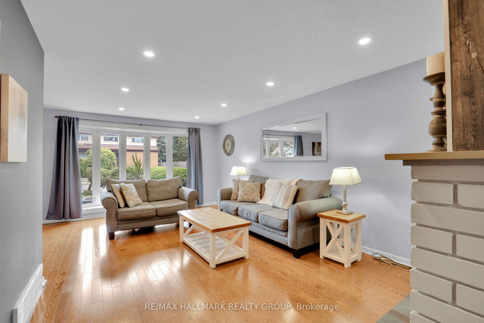 90 Chesterton Drive